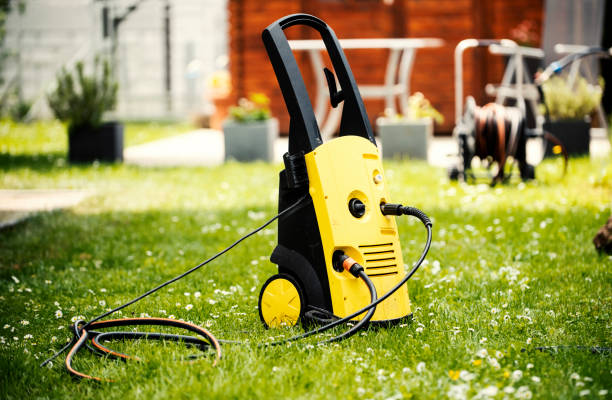 Best Animal Enclosure Cleaning  in El Monte, CA